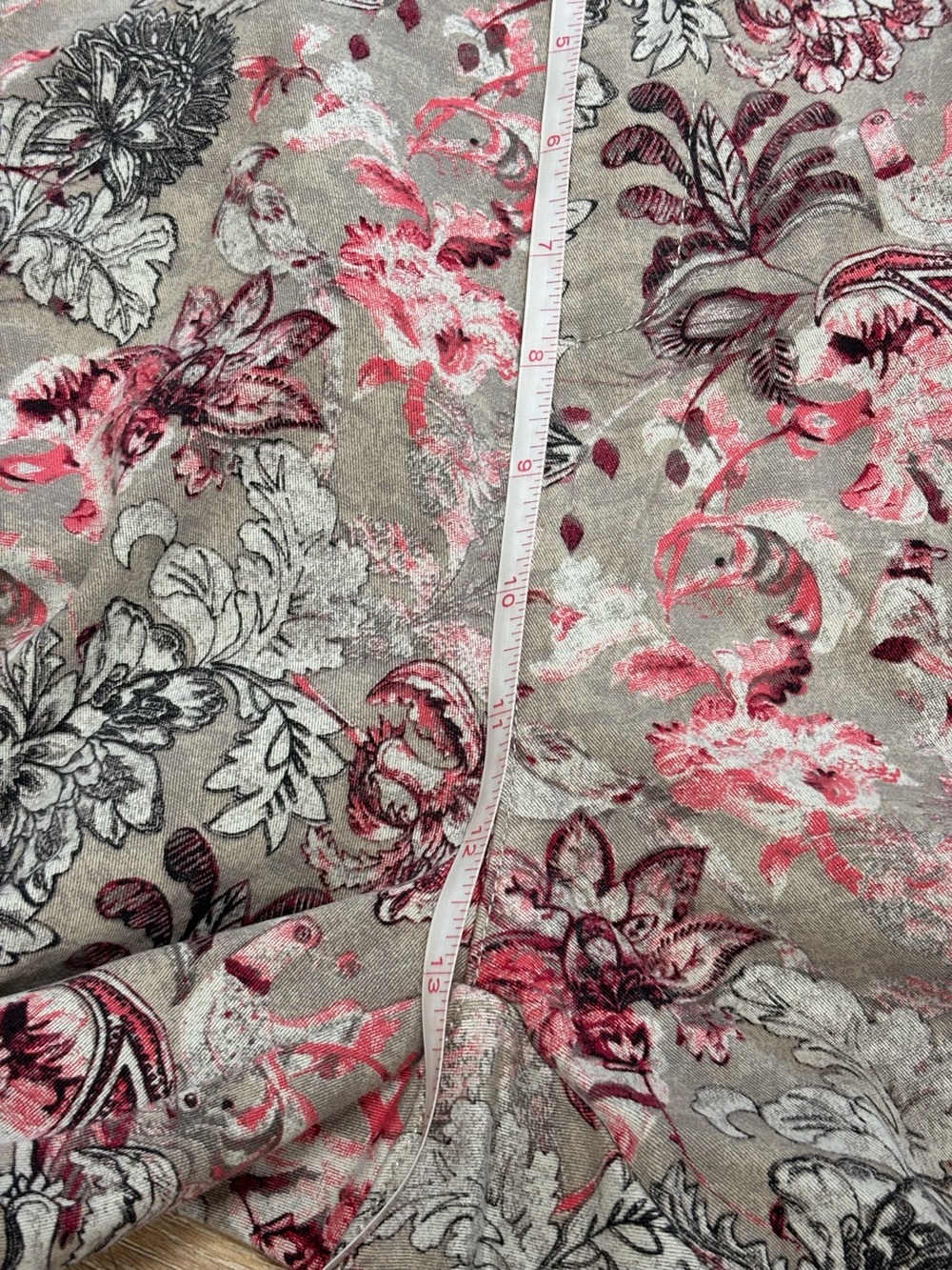 Chico’s Floral Tapestry Crop Pants Size 4 (US 20) Pull-On Stretch Wide Leg NWT - Picture 11 of 12
